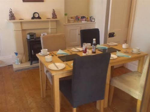 Pant Teg B & B Tregarth Экстерьер фото
